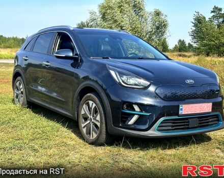 Киа Niro 2020 в Обухове на Automoto.ua Синий Киа Niro, объемом двигателя 0.15 л и пробегом 89 тыс. км за 18100 $, фото 1 на Automoto.ua