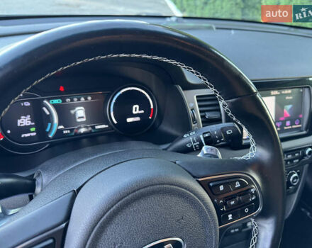 Синий Киа Niro, объемом двигателя 0 л и пробегом 138 тыс. км за 17800 $, фото 51 на Automoto.ua
