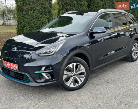 Киа Niro 2020 в Дубно на Automoto.ua Синий Киа Niro, объемом двигателя 0 л и пробегом 156 тыс. км за 19200 $, фото 6 на Automoto.ua