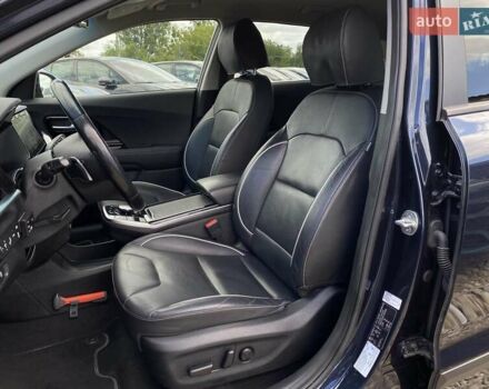 Синій Кіа Niro, об'ємом двигуна 0 л та пробігом 97 тис. км за 21950 $, фото 30 на Automoto.ua