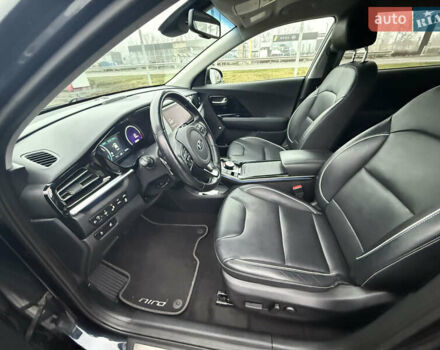 Синій Кіа Niro, об'ємом двигуна 0 л та пробігом 158 тис. км за 18600 $, фото 20 на Automoto.ua