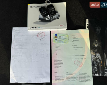 Синий Киа Niro, объемом двигателя 0 л и пробегом 156 тыс. км за 18800 $, фото 77 на Automoto.ua