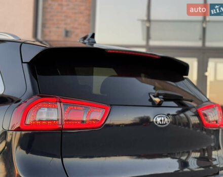 Синий Киа Niro, объемом двигателя 0 л и пробегом 142 тыс. км за 17500 $, фото 27 на Automoto.ua