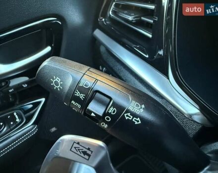 Синий Киа Niro, объемом двигателя 0 л и пробегом 138 тыс. км за 18350 $, фото 82 на Automoto.ua