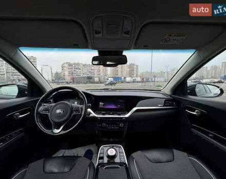 Синій Кіа Niro, об'ємом двигуна 0 л та пробігом 133 тис. км за 18900 $, фото 2 на Automoto.ua