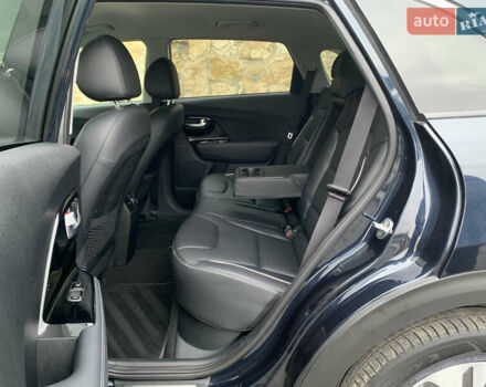 Синій Кіа Niro, об'ємом двигуна 0 л та пробігом 168 тис. км за 18400 $, фото 54 на Automoto.ua
