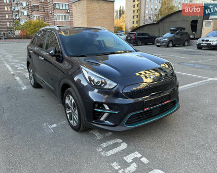 Киа Niro 2020 в Киеве на Automoto.ua Синий Киа Niro, объемом двигателя 0 л и пробегом 131 тыс. км за 17999 $, фото 25 на Automoto.ua
