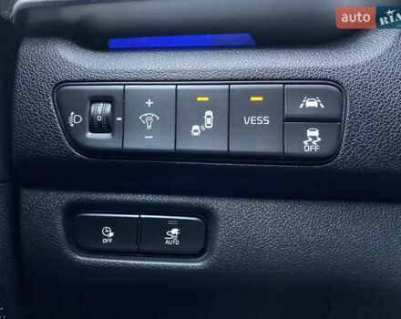 Синій Кіа Niro, об'ємом двигуна 0 л та пробігом 75 тис. км за 23900 $, фото 5 на Automoto.ua