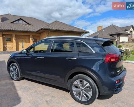Киа Niro 2020 в Луцке на Automoto.ua Синий Киа Niro, объемом двигателя 0 л и пробегом 157 тыс. км за 19700 $, фото 9 на Automoto.ua