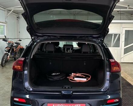 Синій Кіа Niro, об'ємом двигуна 0 л та пробігом 32 тис. км за 23900 $, фото 69 на Automoto.ua