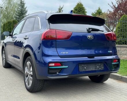 Синій Кіа Niro, об'ємом двигуна 0 л та пробігом 56 тис. км за 16000 $, фото 6 на Automoto.ua