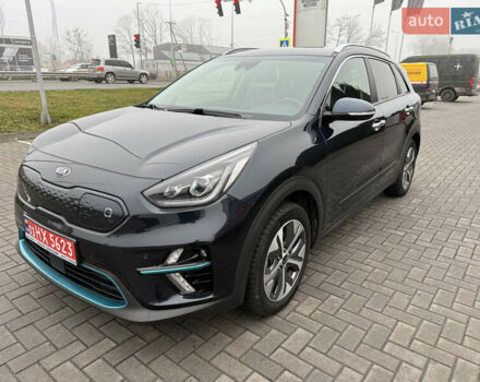 Синій Кіа Niro, об'ємом двигуна 0 л та пробігом 158 тис. км за 18600 $, фото 4 на Automoto.ua