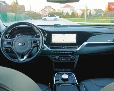 Киа Niro 2020 в Львове на Automoto.ua Синий Киа Niro, объемом двигателя 0 л и пробегом 149 тыс. км за 19900 $, фото 32 на Automoto.ua