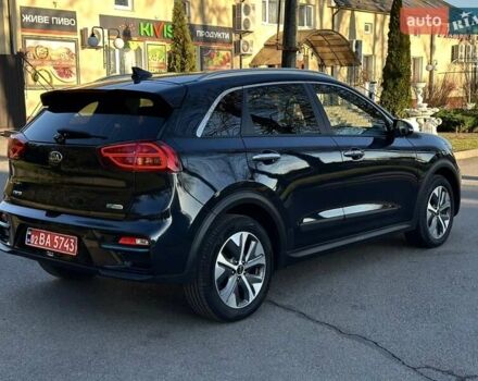 Синий Киа Niro, объемом двигателя 0 л и пробегом 115 тыс. км за 18700 $, фото 3 на Automoto.ua