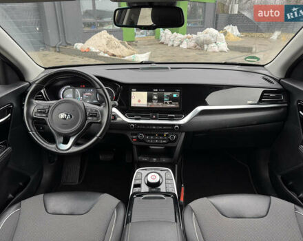 Синий Киа Niro, объемом двигателя 0 л и пробегом 63 тыс. км за 19990 $, фото 24 на Automoto.ua