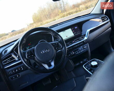 Синий Киа Niro, объемом двигателя 0 л и пробегом 79 тыс. км за 19333 $, фото 53 на Automoto.ua