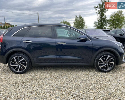 Синій Кіа Niro, об'ємом двигуна 0 л та пробігом 138 тис. км за 21200 $, фото 25 на Automoto.ua