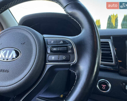 Синий Киа Niro, объемом двигателя 0 л и пробегом 138 тыс. км за 17800 $, фото 56 на Automoto.ua