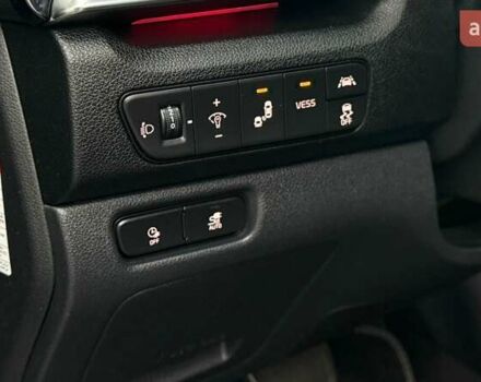 Синій Кіа Niro, об'ємом двигуна 0 л та пробігом 130 тис. км за 19071 $, фото 17 на Automoto.ua