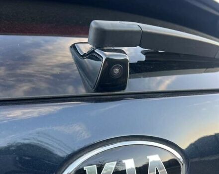 Киа Niro 2020 в Луцке на Automoto.ua Синий Киа Niro, объемом двигателя 0 л и пробегом 119 тыс. км за 19999 $, фото 14 на Automoto.ua