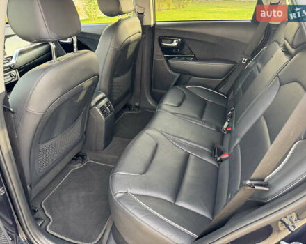 Синий Киа Niro, объемом двигателя 0 л и пробегом 156 тыс. км за 18900 $, фото 38 на Automoto.ua