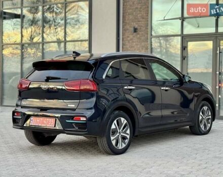 Синий Киа Niro, объемом двигателя 0 л и пробегом 90 тыс. км за 19999 $, фото 20 на Automoto.ua