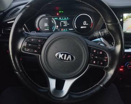 Синій Кіа Niro, об'ємом двигуна 0 л та пробігом 105 тис. км за 21193 $, фото 27 на Automoto.ua
