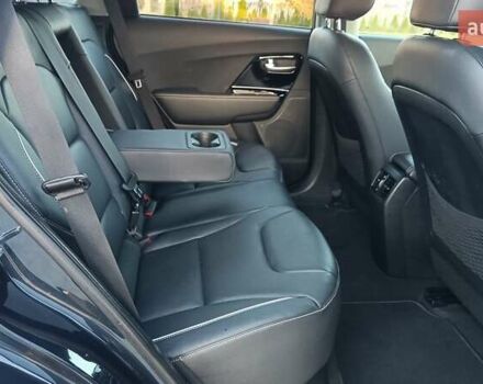Киа Niro 2020 в Львове на Automoto.ua Синий Киа Niro, объемом двигателя 0 л и пробегом 149 тыс. км за 19900 $, фото 43 на Automoto.ua