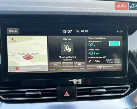 Синій Кіа Niro, об'ємом двигуна 0 л та пробігом 112 тис. км за 19500 $, фото 102 на Automoto.ua