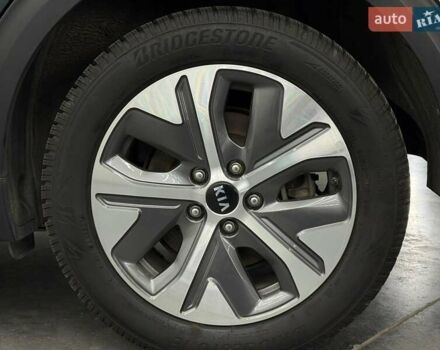Синий Киа Niro, объемом двигателя 0 л и пробегом 90 тыс. км за 18427 $, фото 9 на Automoto.ua