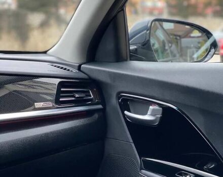 Синий Киа Niro, объемом двигателя 0 л и пробегом 126 тыс. км за 19200 $, фото 55 на Automoto.ua