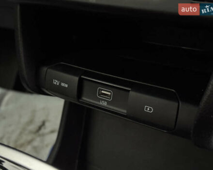 Синій Кіа Niro, об'ємом двигуна 0 л та пробігом 133 тис. км за 18900 $, фото 40 на Automoto.ua