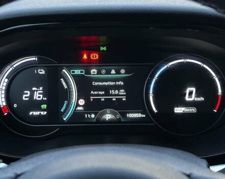 Синій Кіа Niro, об'ємом двигуна 0 л та пробігом 100 тис. км за 19900 $, фото 12 на Automoto.ua