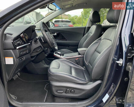 Синій Кіа Niro, об'ємом двигуна 0 л та пробігом 138 тис. км за 21200 $, фото 38 на Automoto.ua
