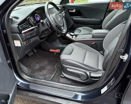 Синий Киа Niro, объемом двигателя 0 л и пробегом 125 тыс. км за 19600 $, фото 30 на Automoto.ua