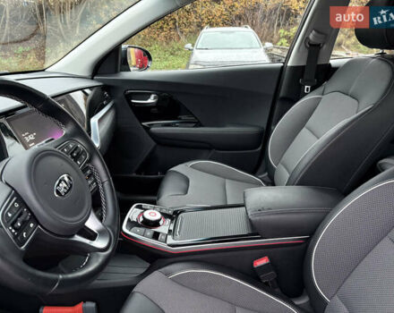 Синий Киа Niro, объемом двигателя 0 л и пробегом 125 тыс. км за 19600 $, фото 27 на Automoto.ua