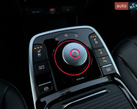 Синий Киа Niro, объемом двигателя 0 л и пробегом 130 тыс. км за 18900 $, фото 86 на Automoto.ua