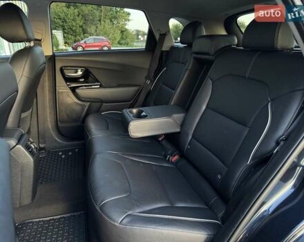 Синий Киа Niro, объемом двигателя 0 л и пробегом 90 тыс. км за 20800 $, фото 62 на Automoto.ua