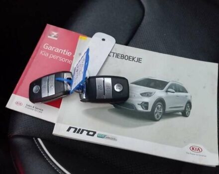 Синій Кіа Niro, об'ємом двигуна 0 л та пробігом 105 тис. км за 21193 $, фото 36 на Automoto.ua