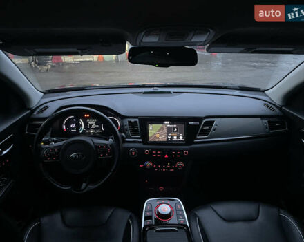 Синій Кіа Niro, об'ємом двигуна 0 л та пробігом 139 тис. км за 18500 $, фото 8 на Automoto.ua