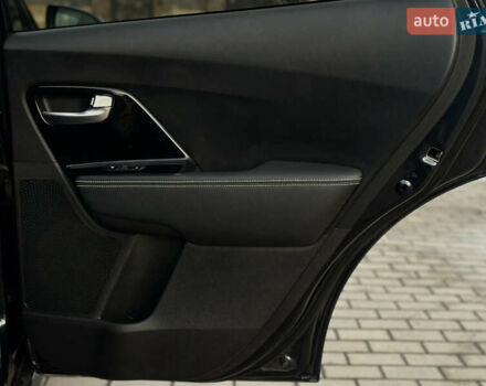 Синій Кіа Niro, об'ємом двигуна 0 л та пробігом 130 тис. км за 18990 $, фото 47 на Automoto.ua