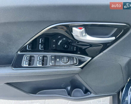 Синій Кіа Niro, об'ємом двигуна 0 л та пробігом 112 тис. км за 19500 $, фото 47 на Automoto.ua