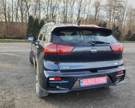 Синий Киа Niro, объемом двигателя 0 л и пробегом 108 тыс. км за 19900 $, фото 2 на Automoto.ua
