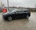 Синий Киа Niro, объемом двигателя 1.6 л и пробегом 120 тыс. км за 19113 $, фото 2 на Automoto.ua