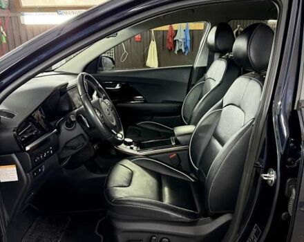 Синій Кіа Niro, об'ємом двигуна 0 л та пробігом 144 тис. км за 18799 $, фото 22 на Automoto.ua