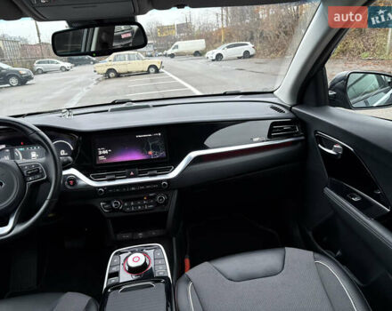 Синий Киа Niro, объемом двигателя 0 л и пробегом 125 тыс. км за 19600 $, фото 42 на Automoto.ua
