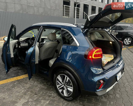 Синий Киа Niro, объемом двигателя 1.58 л и пробегом 58 тыс. км за 24500 $, фото 10 на Automoto.ua