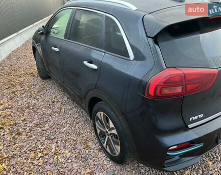 Синій Кіа Niro, об'ємом двигуна 0 л та пробігом 86 тис. км за 22200 $, фото 6 на Automoto.ua