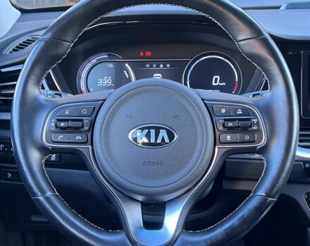 Синий Киа Niro, объемом двигателя 0 л и пробегом 112 тыс. км за 495 $, фото 12 на Automoto.ua