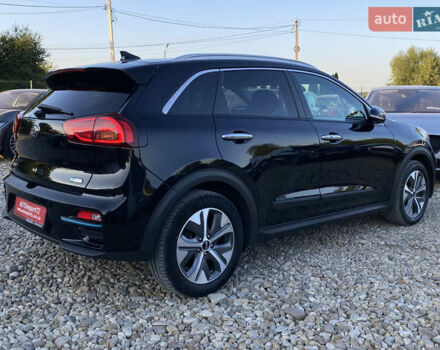 Киа Niro 2020 в Львове на Automoto.ua Синий Киа Niro, объемом двигателя 0 л и пробегом 106 тыс. км за 20900 $, фото 23 на Automoto.ua